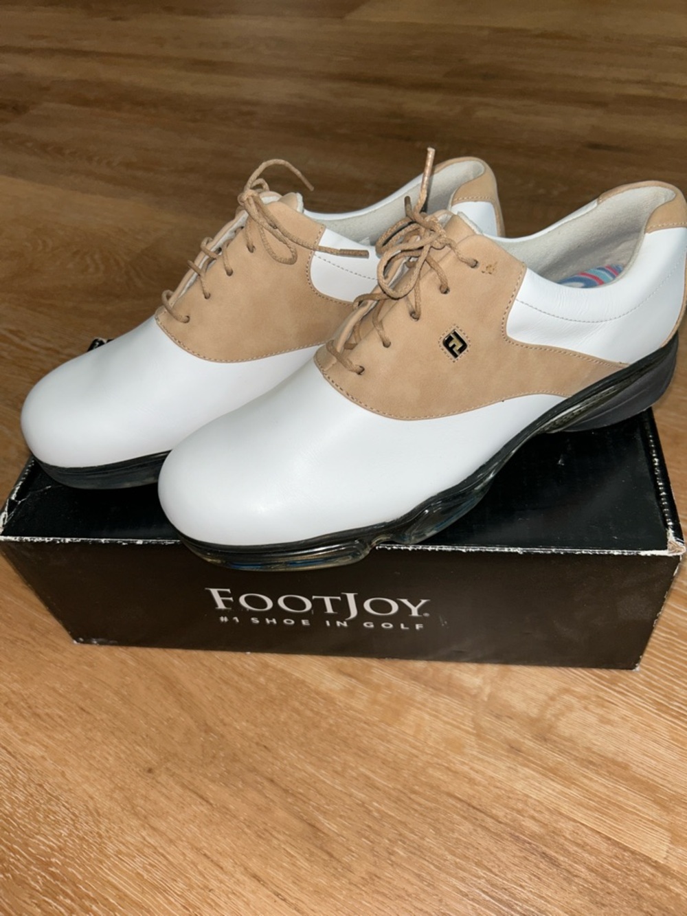 FootJoy DryJoy White & Tan Leather Golf Oxfords Women’s Size 11